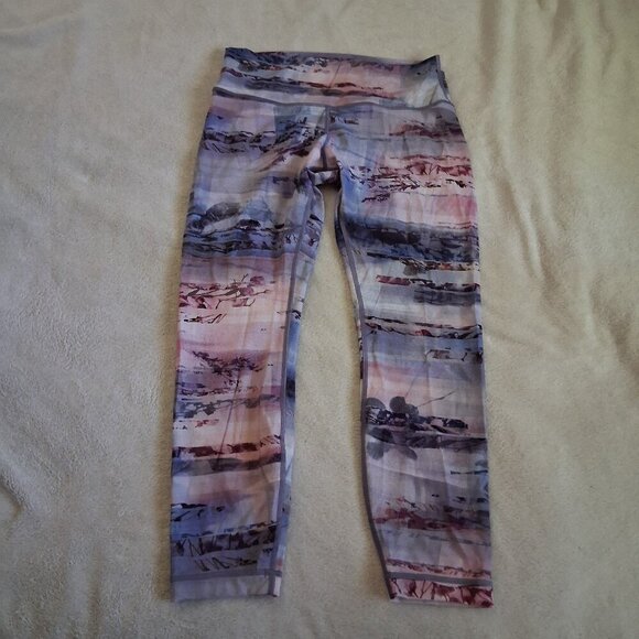 Lululemon Wunder Under High Rise 7/8 Leggings Purple Blue Floral Size 10 - Picture 4 of 13